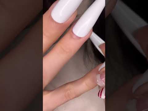 ASMR taking off nails 💅🏻 /ASMR short video /ای اس ام آر ایرانی