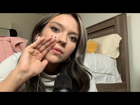 ASMR| FAST EAR TO EAR MOUTH SOUNDS & UGG SCRATCHING AND TAPPING