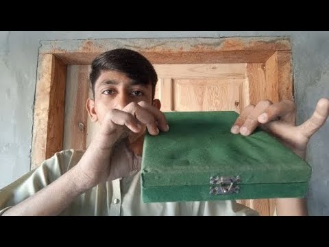 ASMR Fast and Aggressive Triggers in this Box