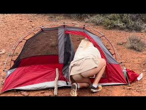 LONLEY SOLO GIRL CAMPING IN SEARCH OF LOVE PORTAL IN THE DESERT MOUNTAINS