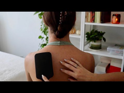 ASMR | Classic back scratching & hair play with Alecia (no talking)