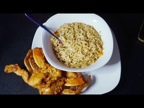 Beef Broth Flavor Noodles with Fried Crab ASMR Eating Sounds