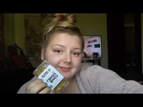 ASMR- Trying Honey Comb for the 1st Time