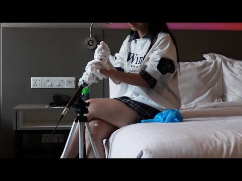 ASMR STROKING THIS LONG MIC WITH LOTS OF SHAVING CREAM AND LOTION 🤪 (SLOW AND FAST!)