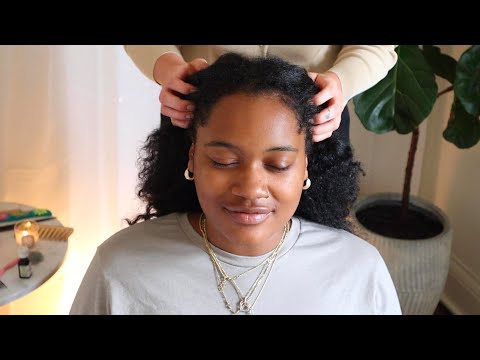 ASMR extreme relaxation Zzzz curly natural hair play on Jazlyn (whisper)