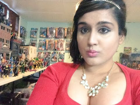 Asmr Girl Personal Attention : Low Talking figure collection Marvel & DC Comics Show & Tell