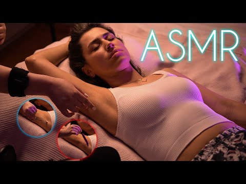😴 Soothing ASMR Armpit Massage and Brushing
