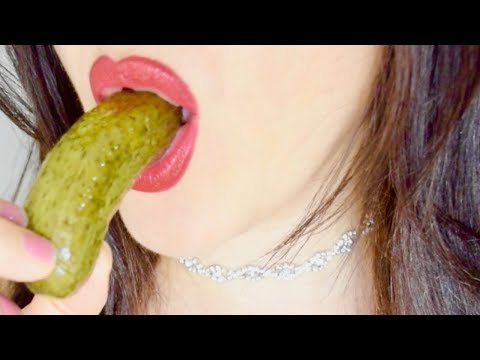 ASMR Dill Pickle Eating Mouth Sound ( Very Crunchy For You To Get Tingles)