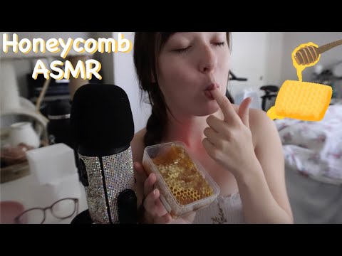 ASMR trying honeycomb 🍯🐝