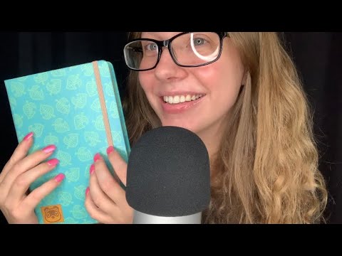 ASMR Book Tapping & Tracing