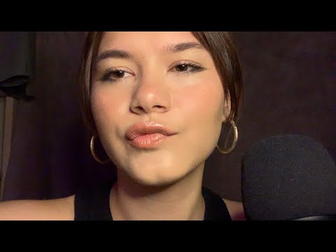 ASMR// ramble with tapping, trigger words and lotion sounds