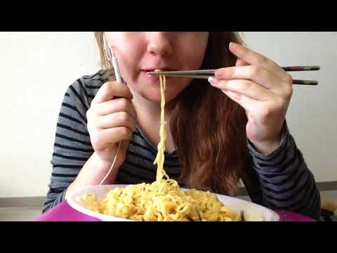 ASMR Ramen Noodles