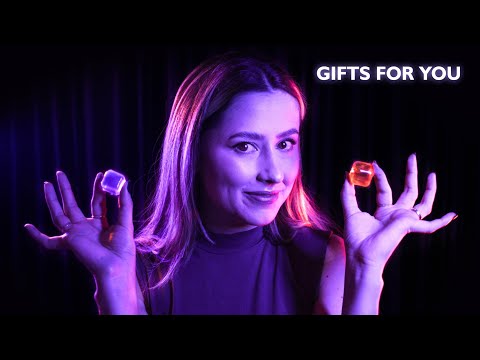 Merry Christmas ASMR 🌟🎅 GIVING GOOD THINGS TO YOU. MOUTH SOUNDS, WHISPERING, AND HAND MOVEMENTS