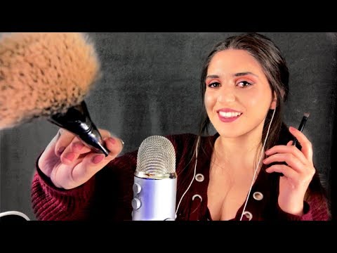 ASMR DOING YOUR MAKEUP ♡ tingly personal attention, tapping, face touching, brushing, ...