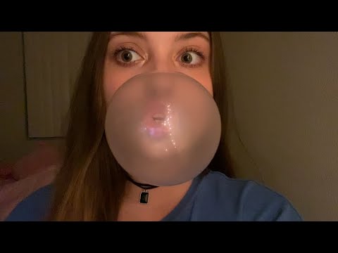 asmr ☆ bubble gum chewing & blowing HUGE bubbles 🩷