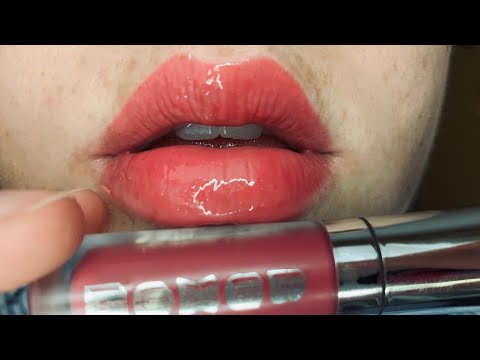 ASMR || Gum + Lipgloss