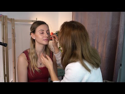 ASMR Doing a GENTLE and Natural Makeup on a Friend | Soft Spoken, Real Person ASMR, Czech