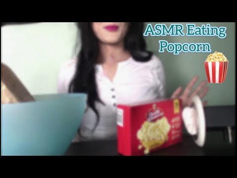 ASMR Eating Popcorn 🍿/Eating Sounds /(Popcorn Eating & Whisper) 🍿