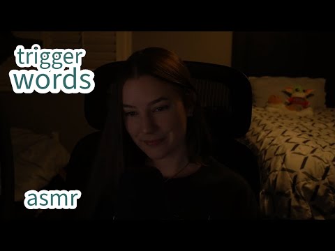 ASMR ♡ Trigger Words with a sprinkle of mic scratching :)