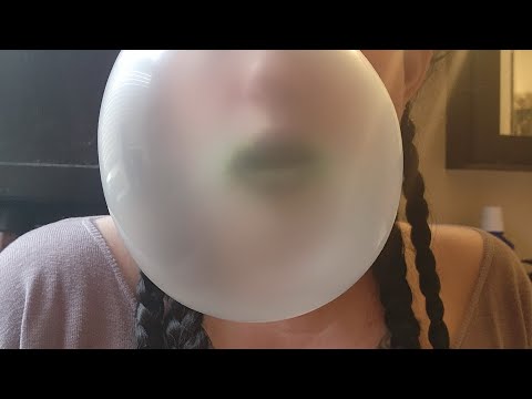 Gum Chewing!!!!! ASMR !!!! Huge 🫧 Bubbles