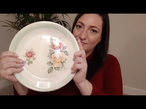 ASMR Tapping On A Plate