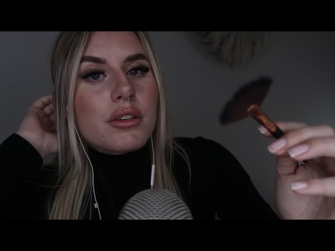 ASMR friend does your makeup💗