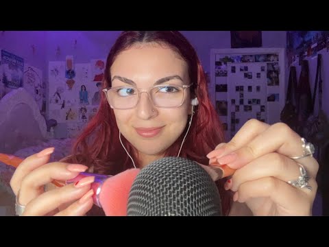 ASMR | relaxing mic brushing with mouth sounds
