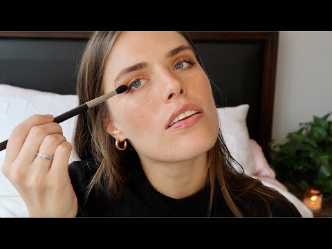 ASMR | Doing my makeup & chatting :)