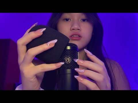 ASMR mic scratching with and without the mic cover