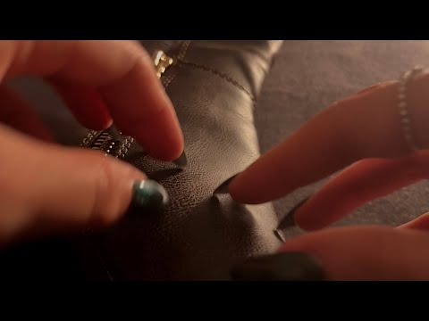 ASMR super up close tapping, scratching and crinkles 💤