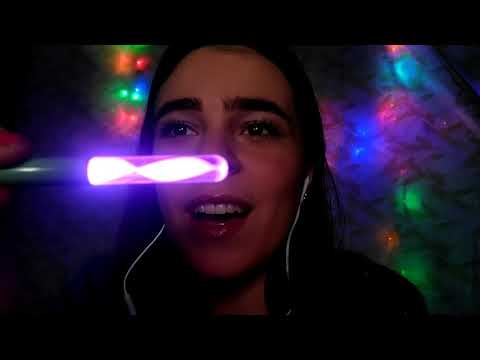 ASMR - Visual Triggers With Colored Light, Mouth Sounds and Random Sounds (ENG // PT)