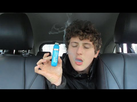ASMR Hotbox and Chill in the car 😏