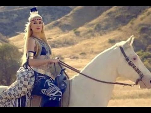 No Doub  Gwen Stefani  Looking Hot Official Music Video Controversial  -  My View On It