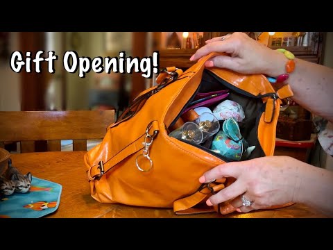 ASMR~Opening gifts! (Soft Spoken) Another lovely purse from DJ and more! ~No-talking version tmrw.