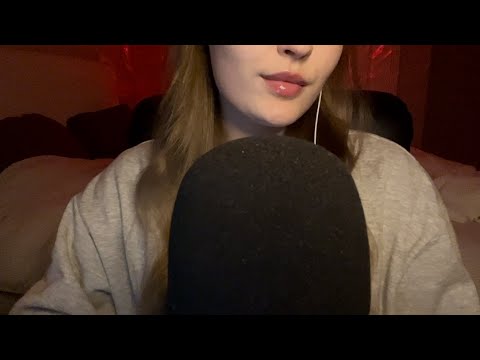 ASMR | Telling you a SPOOKY HALLOWEEN STORY