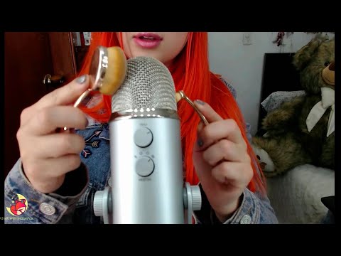 ASMR |😴  Brushing the Microphone With Different Brushes 😍