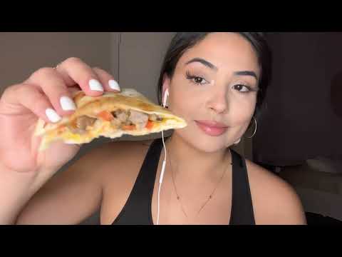 ASMR | Steak Quesadillas and nachos 😋 (mouth sounds)