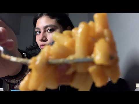 ASMR ESPAÑOL - Comiendo Mac&Cheese!!