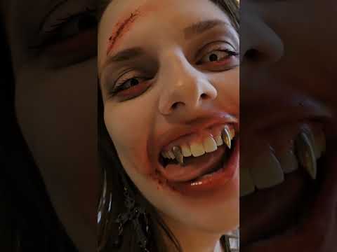 #makeup #vampire #vampirefangs #goth #gothgirl #halloween #zombie #halloween2023 #halloweencostume