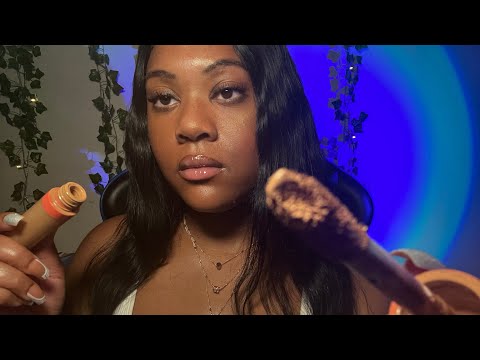 ASMR | Doing Your Makeup(Inaudible Whispering, Personal Attention, Mouth sounds, SPoolie Nibbling+)