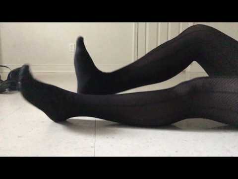 .::ASMR::. Rubbing my patterned tights together