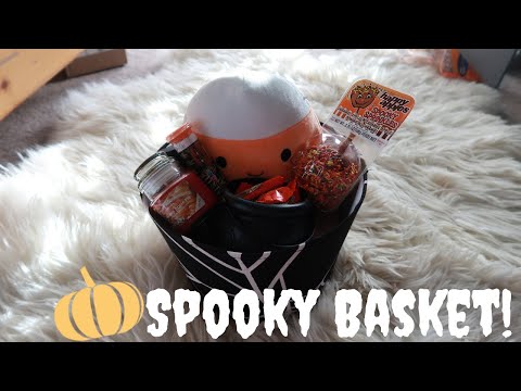 Spooky Basket ASMR!🎃🕸PART 2 (Scratching, whispers, tapping)