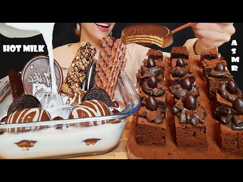 Warm Milk with Brownie (Milk drips on Milka, Choco-Pie, Oreo, Maltesers) Chocolate MUKBANG |Oli ASMR
