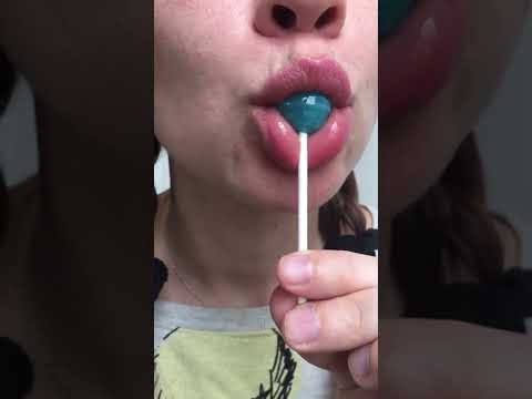 ASMR 💙 Lollipop 💙GUESS THE FLAVOR! tasty tiny tongue satisfying mouth sounds #shorts