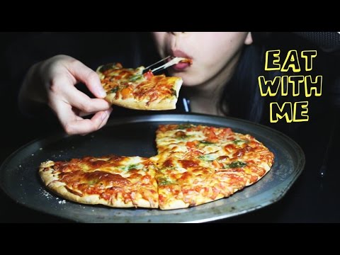 ASMR Pizza - Eating Sounds (MUKBANG | Eating Show)