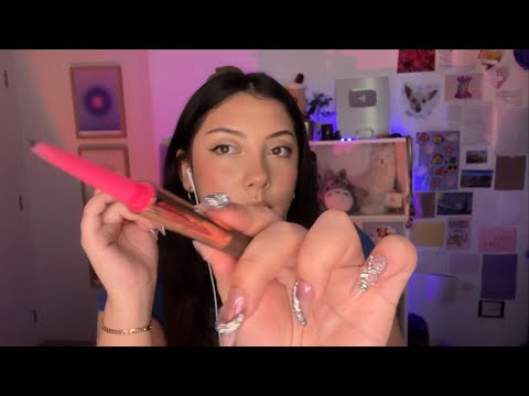 ASMR 💓fast💓 over explaining the make up products I’m packing for travelling 🗺️✈️