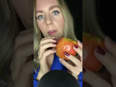 ASMR - Pay Attention and Apple Tapping
