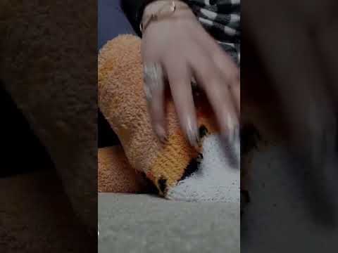 Fast and Aggressive Tapping and Scratching #asmr #short
