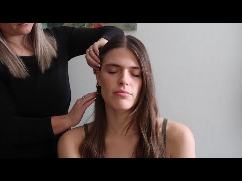 ASMR | Light Touch Massage on Katie | Back Scratching