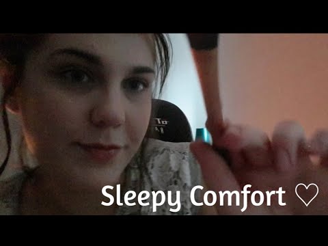 ASMR // Sleepy Comfort 😴 / Slow Face Brushing / Soft Whispering//